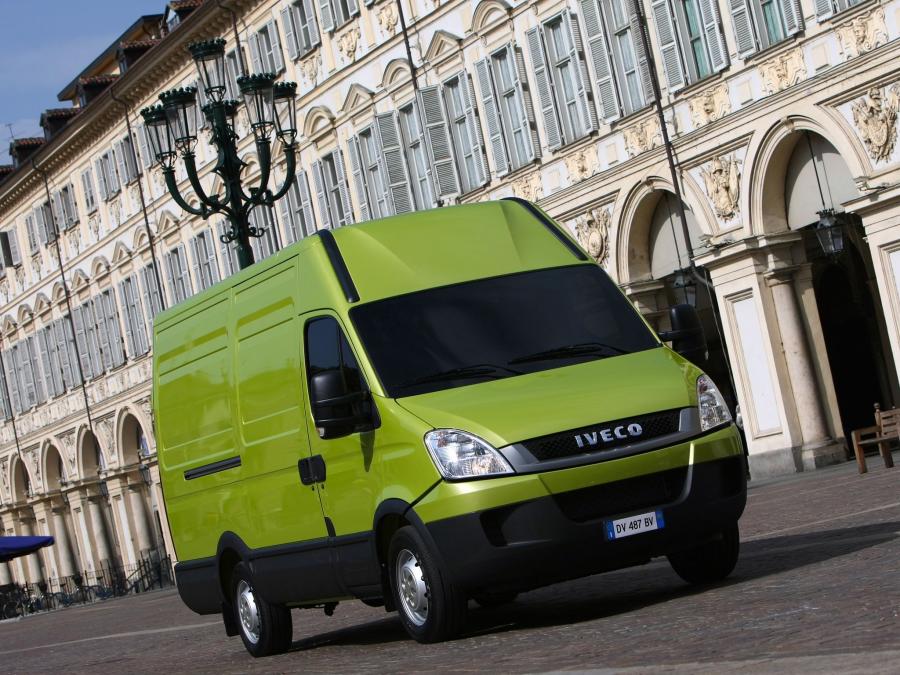  Iveco EcoDaily Van 2009 года  (фото 13 из 18)